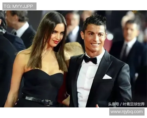 足球明星华丽走红毯展现魅力风采与时尚品味的精彩瞬间 足球明星华丽走红毯展现魅力风采与时尚品味的精彩瞬间